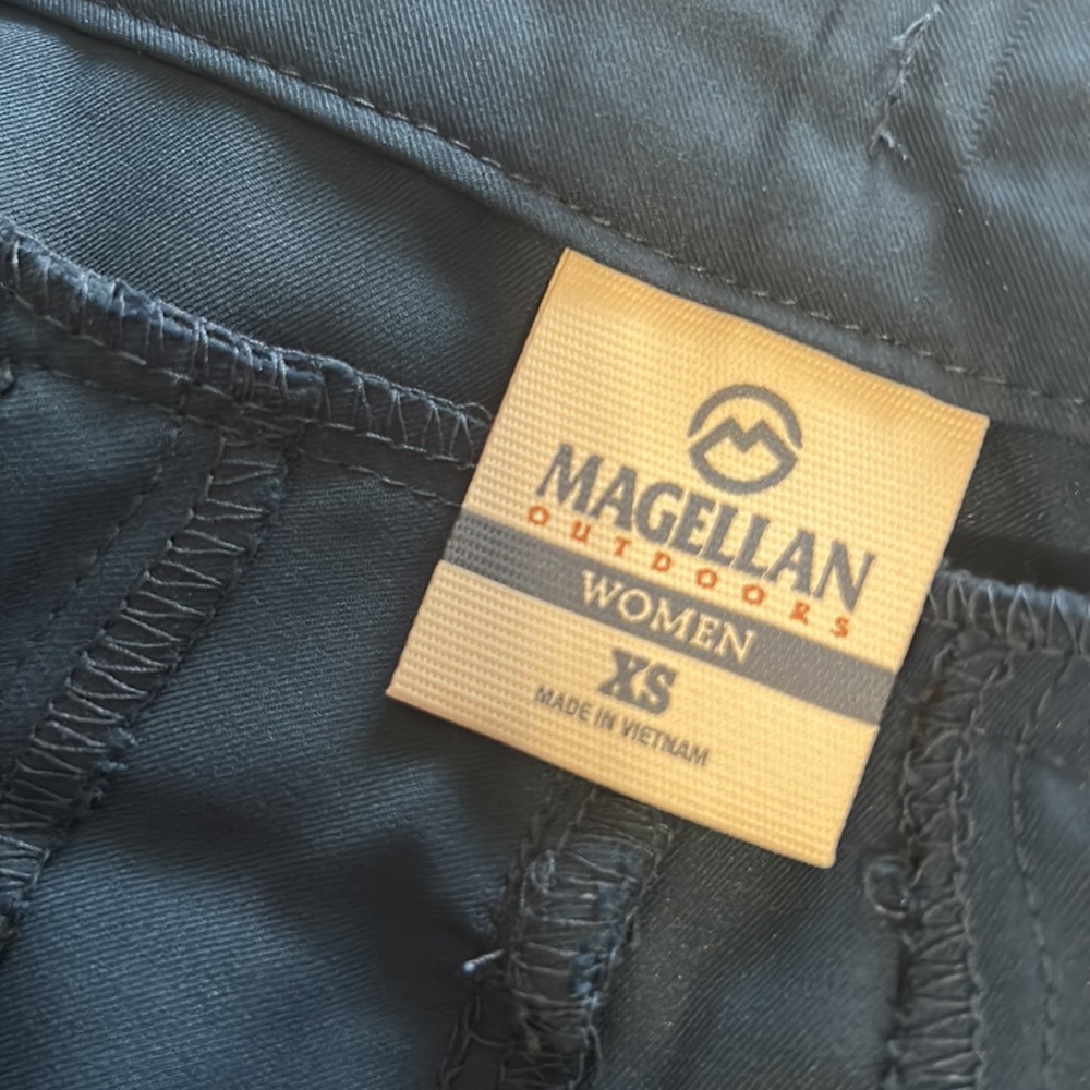 MAGELLAN Shorts / NWOT - Picture 6 of 12